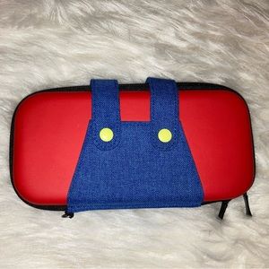 NINTENDO SWITCH MARIO CASE HOLDER; LIGHT WEIGHT
